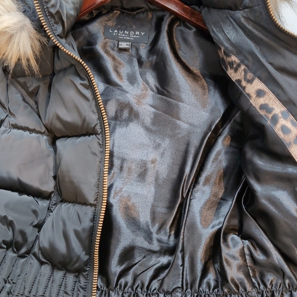 LAUNDRY by Shelly Segal Women's Puffer Jacket w/ Cinched Waist and Fur Hood, XS - Picture 14 of 15